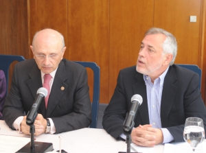 Máximo González Jurado y Víctor Aznar, presidentes del CGE y SATSE, respectivamente 