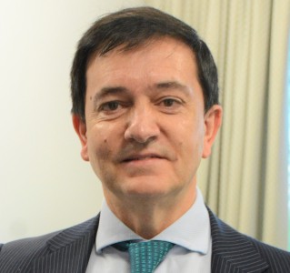 Dr. Diego Ayuso Murillo
