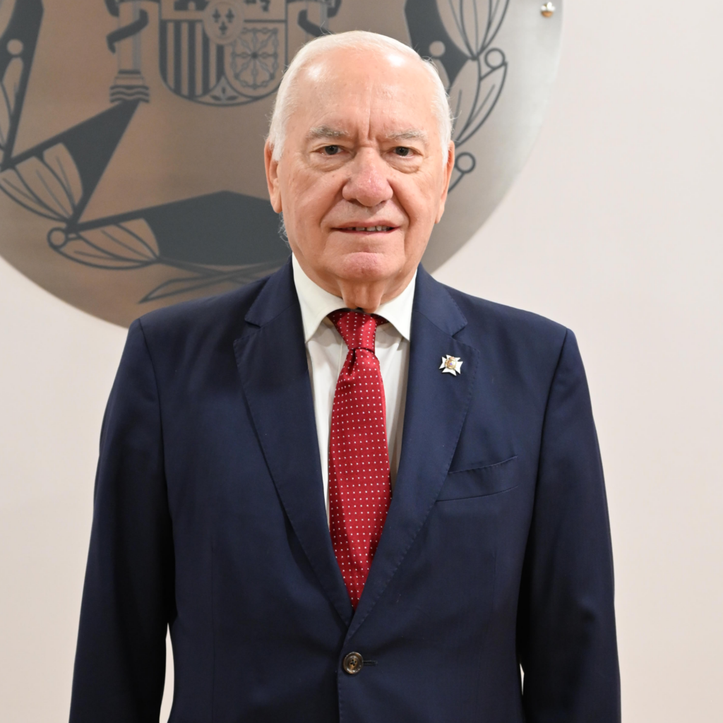 Mgtr. Florentino Pérez Raya