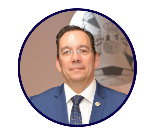 DR. JOSÉ LUIS COBOS