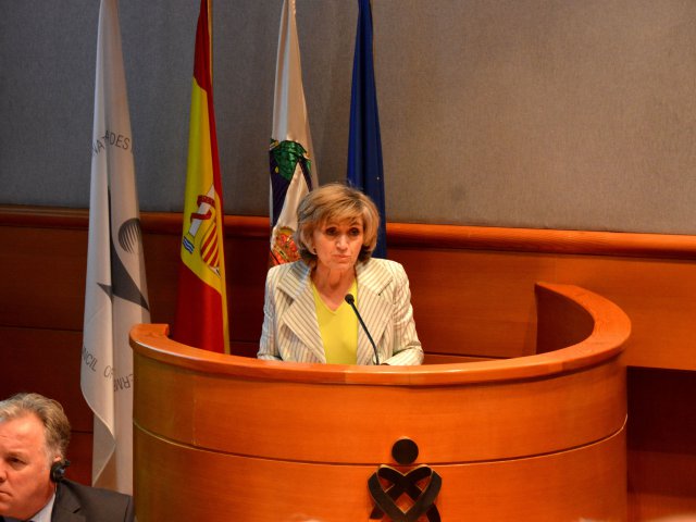 M.ª Luis Carcedo, ministra de Sanidad en funciones durante su discurso