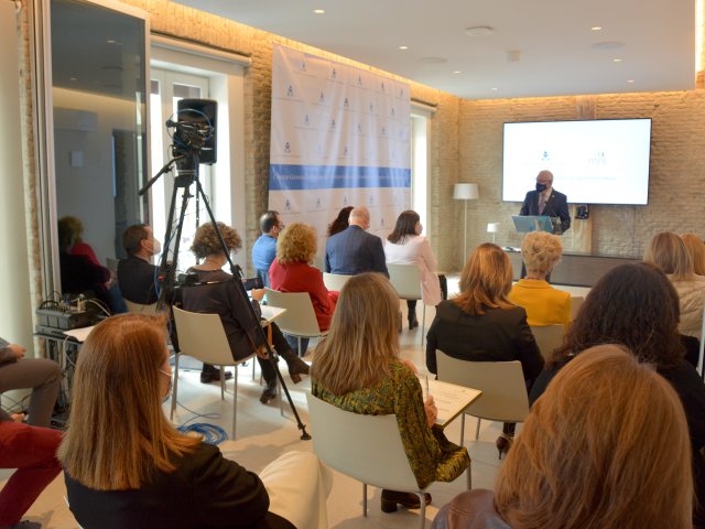 Florentino Pérez Raya, presidente del CGE, se encargó del discurso de clausura