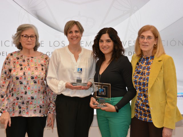 Virginia Iglesias y Marta Llorente, ambas de Castilla y León, junto a las presidentas de los colegios de Enfermería Salamanca y Soria.
