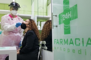 La Mesa Enfermera denunciará a cualquier oficina privada de farmacia de Madrid que no cumpla los requisitos exigidos para hacer test COVID-19