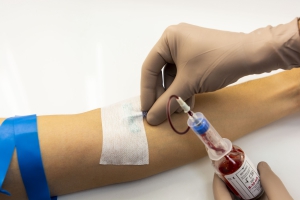 Nueva infografía para extraer correctamente hemocultivos que evitará hospitalizaciones y costosos tratamientos