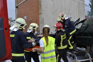 14 víctimas de un accidente de un monovolumen, el reto del simulacro de Vitoria