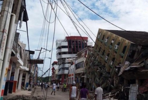 Enfermeras Para el Mundo reclama ayuda para el terremoto de Ecuador