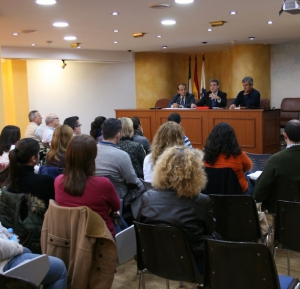 El Colegio de Enfermería de Cádiz solicita a la Diputación que investigue lo sucedido y &quot;repare el daño causado a sus profesionales&quot;