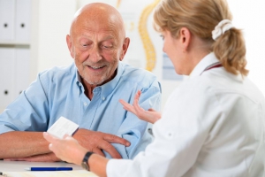 ¿Cómo comunicarse con un paciente sordo?