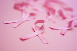 Las enfermeras urgen a recuperar los programas de cribado contra el cáncer de mama que se paralizaron o retrasaron durante la pandemia