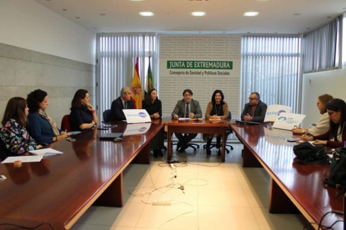 Extremadura se une a la campaña “Nursing Now” para valorar el trabajo de enfermería