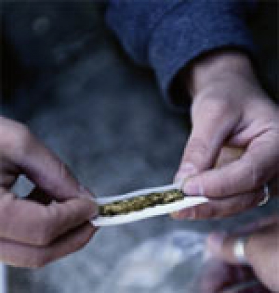 Uruguay se convierte en el primer país del mundo que legaliza la producción y distribución de marihuana