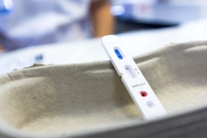 Las enfermeras rechazan la realización de las pruebas detección del coronavirus en las oficinas de farmacia