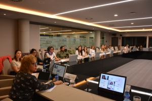 Las matronas denuncian que la mayoría de las consejerías las deja “fuera” del equipo de Atención Primaria