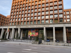 La Mesa Enfermera afirma que la revisión aislada de las funciones y grupo de clasificación de alguna categoría profesional desestabilizaría al conjunto del SNS