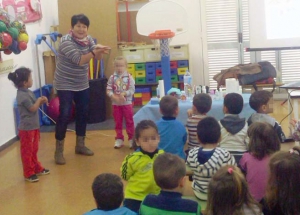 La salud cambia el destino a niños y adultos en los barrios deprimidos de Almería 