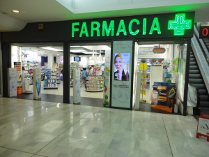 La profesión enfermera denuncia una jornada del Consejo de Farmacéuticos que busca favorecer que las farmacias hagan negocio vacunando a los ciudadanos