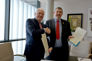 El CGE renueva su convenio de colaboración con el órgano regulador de la profesión en Estados Unidos
