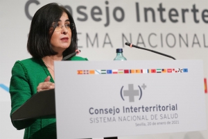 Las enfermeras piden a Carolina Darias que cuente de verdad con los profesionales para trazar estrategias contra el COVID-19