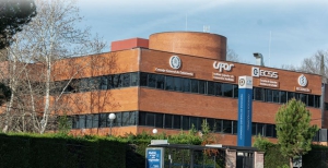 Casi 50.000 enfermeras se forman con el Instituto Superior de Formación Sanitaria (ISFOS) del Consejo General de Enfermería en el curso 2023-2024
