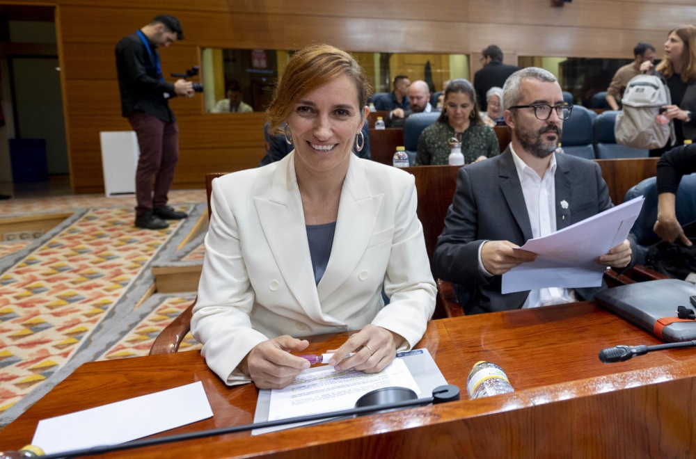 El CGE pide a Mónica García trabajar juntos para alcanzar en esta legislatura las grandes demandas de la profesión
