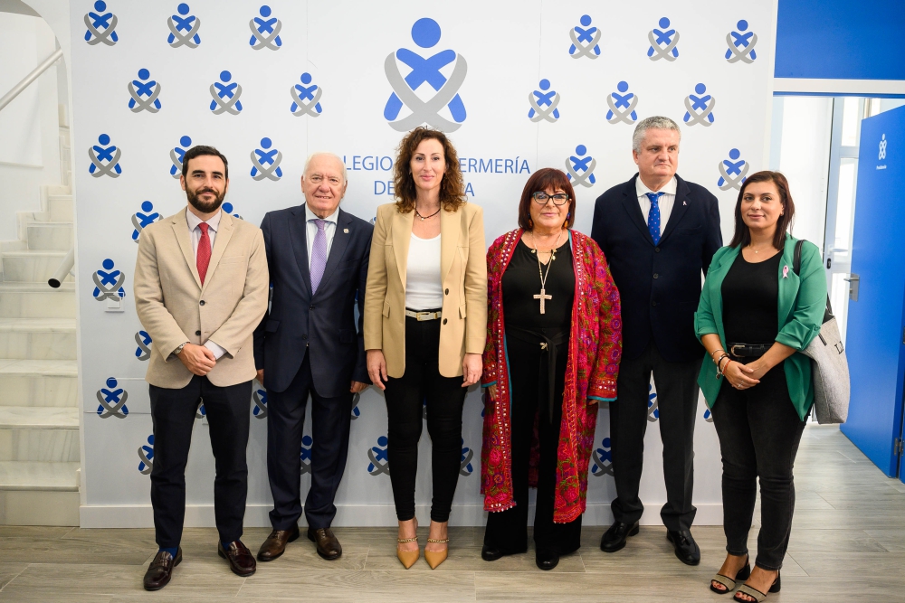 Florentino Pérez Raya reclama el reconocimiento del nivel A para todas las enfermeras en la inauguración de la nueva sede del Colegio de Enfermería de Almería