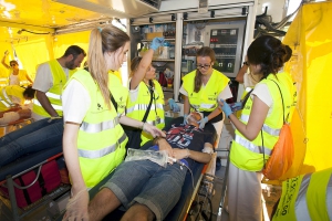 Éxito en el gran simulacro de los enfermeros de emergencias