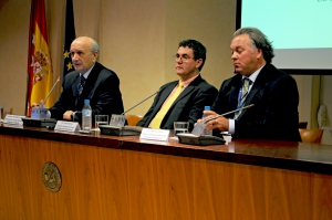 Máximo González Jurado, David Benton y Paul de Raeve. Imagen: Ana Muñoz