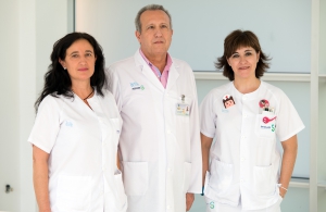 Las enfermeras junto al director de enfermería del hospital, Ángel Hellín