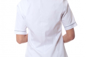 Los uniformes de las enfermeras, una de las principales causas de las infecciones de las UCIs, según un estudio