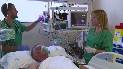 Las enfermeras reclaman más apoyos a los cuidadores de enfermos de ELA