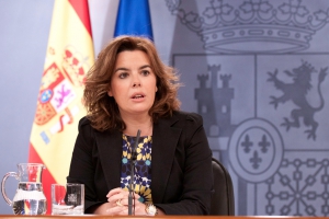 Sáenz de Santamaría presidirá un comité especial para gestionar la crisis del virus del ébola