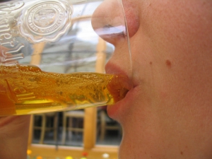 Descubiertos factores que pueden predecir el consumo excesivo de alcohol en adolescentes
