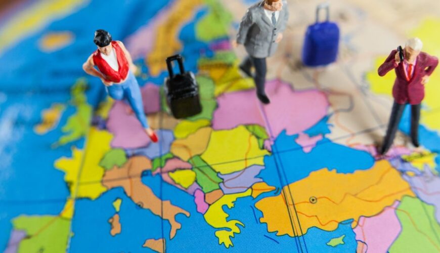 Las peticiones para marcharse al extranjero crecen un 20%