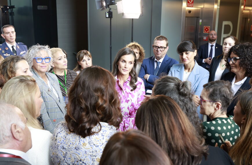 Las enfermeras de toda España agradecen a Su Majestad la Reina su apoyo a la profesión
